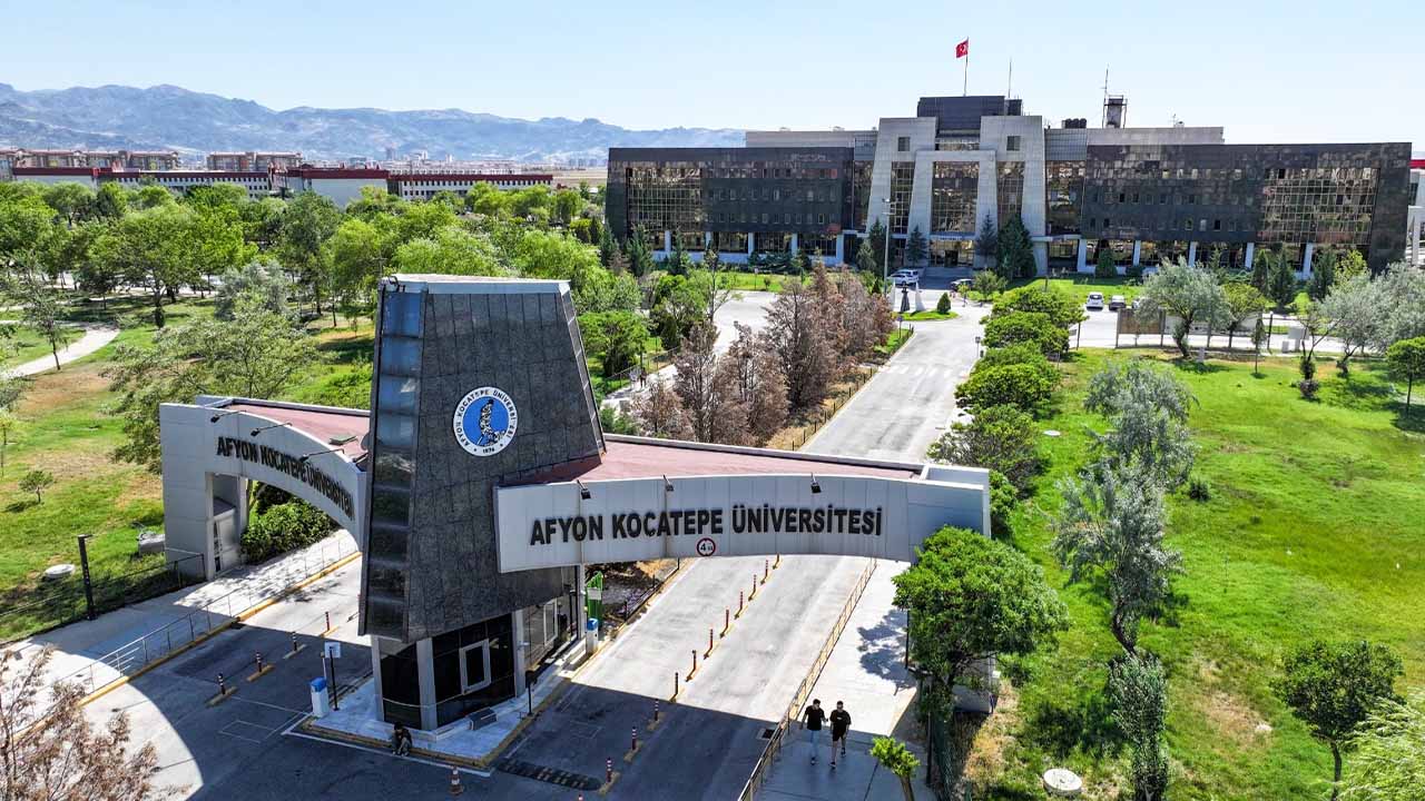 Afyon Kocatepe Üniversitesi Siber Saldırıya Uğradı: 26 Bin Öğrenci ve Çalışanın Verisi Ele Geçirildi!